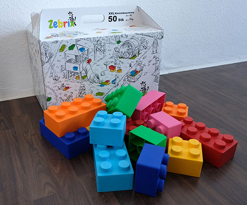 Wimmelbild Spielplatz